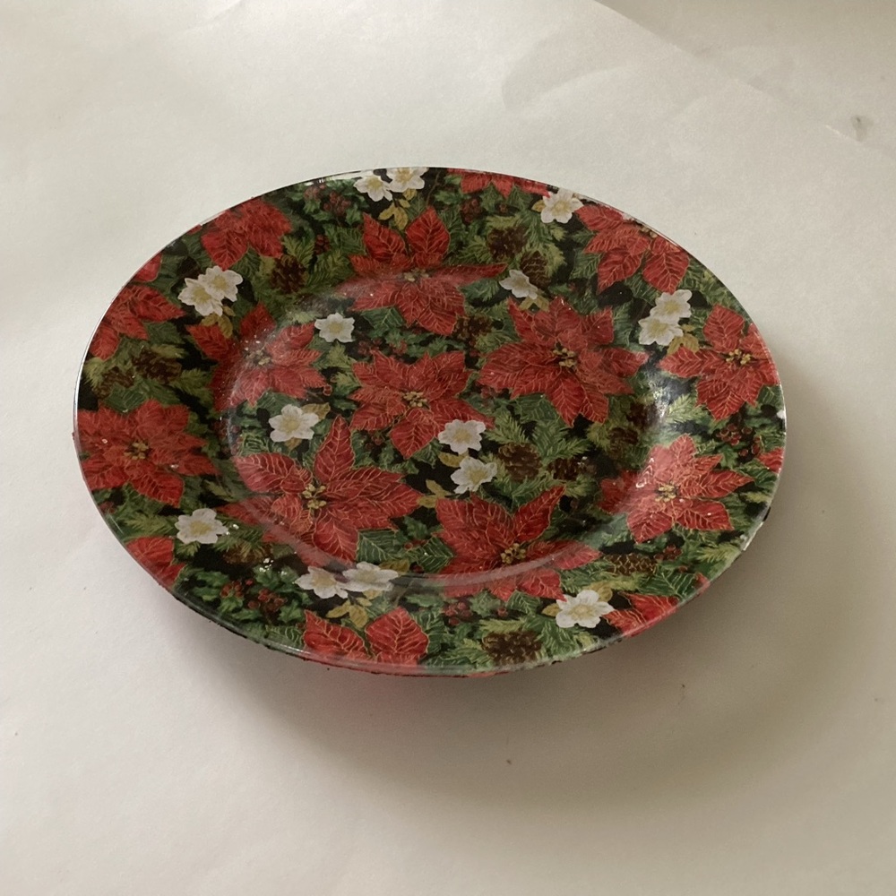 Hand Crafted Festive Floral Plate in Red and Green